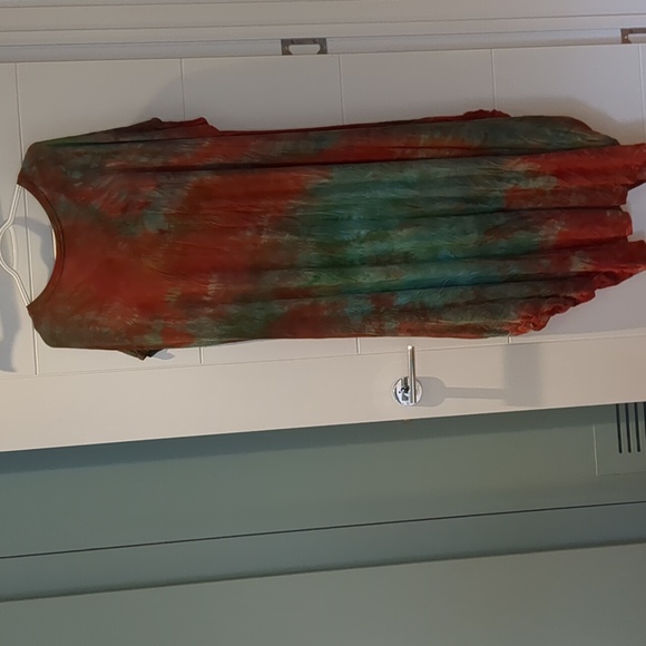 1X/2X Conjuring Silk Tie Dye Dress - Picture 5 of 8